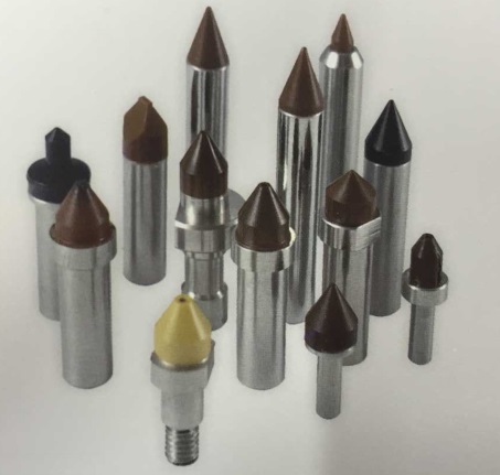 ��ľ����